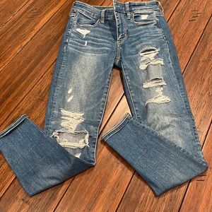 Hi rise distressed jegging
